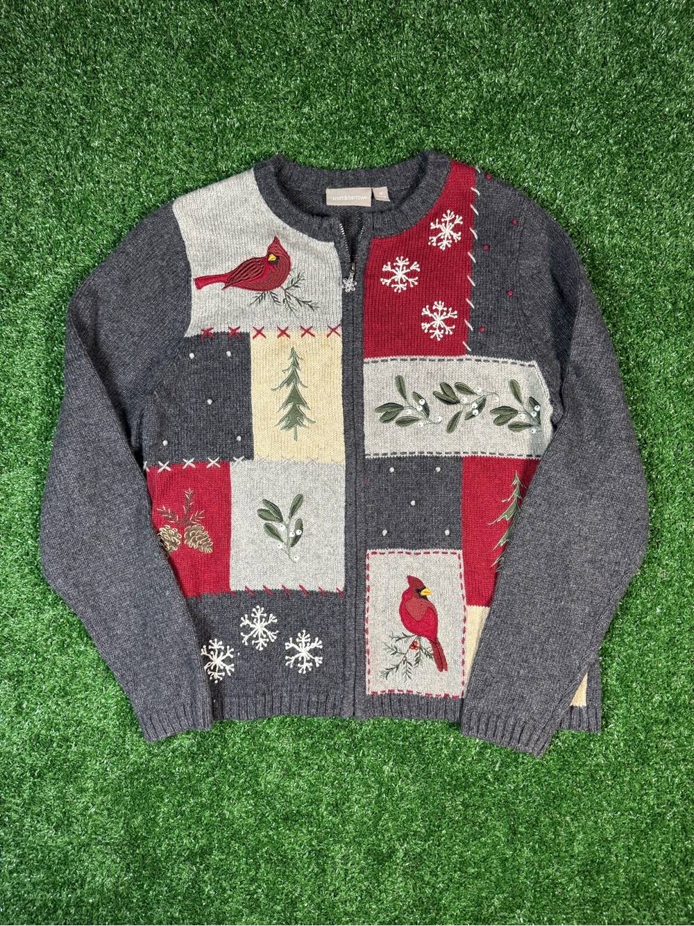 Grandma-core Patchwork Christmas Sweater - Gray & Red